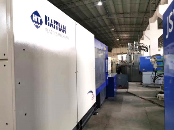 2017 中国海天 380t（伺服）注塑机