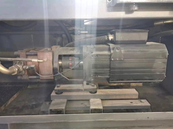 2017 中国海天 380t（伺服）注塑机