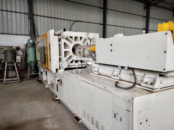 2002 日本川口 360t（伺服）注塑机