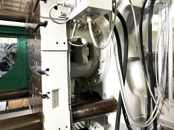 2013 日本三菱 350t (350MSG) プラスチック射出成形機