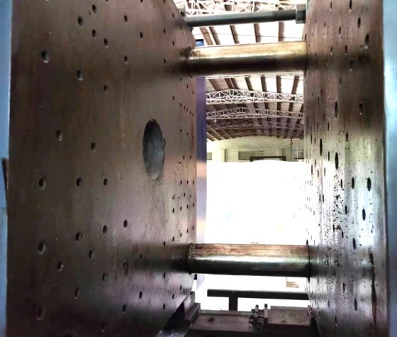 中国ハイチ1000トン(サーボ)プラスチック射出成形機