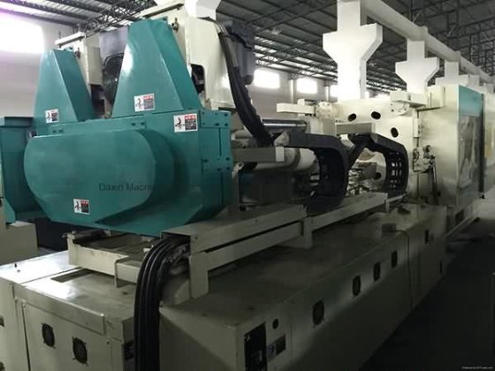 2007 日本新泻 450t(全电动)注塑机