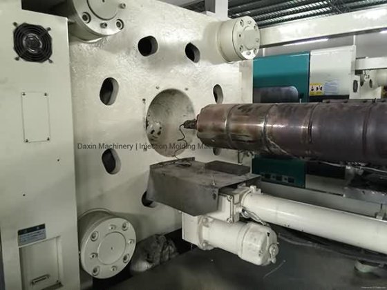 2007 日本新泻 450t(全电动)注塑机