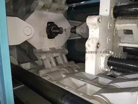 2007 日本新泻 450t(全电动)注塑机