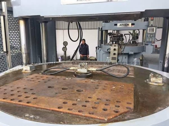 2015 ATECH 120t(旋转台)立式注塑机