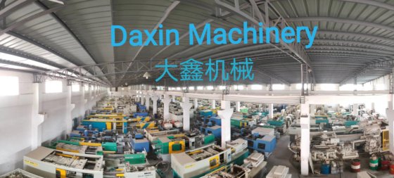 日本東芝 3000t (IS3000DF) 射出成形機