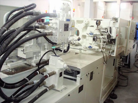 日本三菱 80t (80MSV) 塑料注射成型机