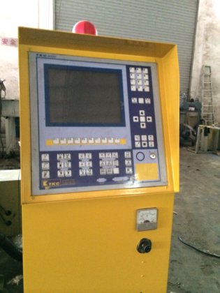 2015 台湾金基 45t 立式注塑机（双滑台）