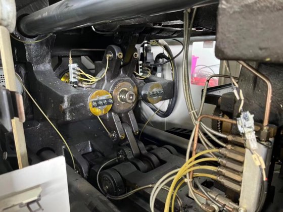 日本日精 110t（全电动）注塑机