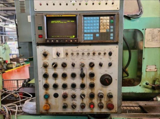 Kashifuji KB 400 CNC Hobbing