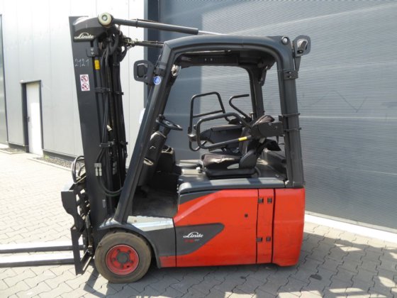 2018 Linde E16-02