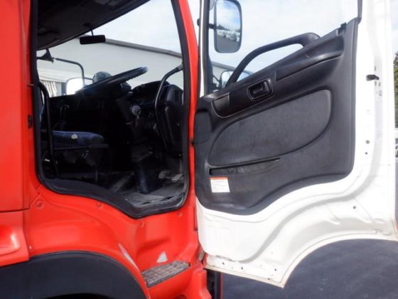 2013 Hino