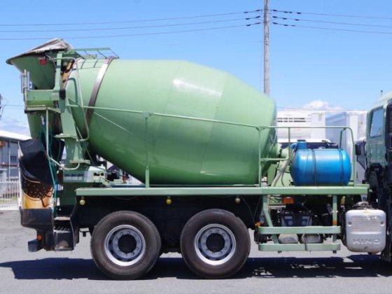 2014 Hino