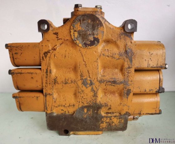 力士樂 小松輪式裝載機用小松閥Komatsu (3段）