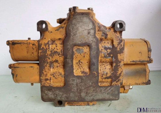 小松 小松輪式裝載機用小松閥Komatsu（2段）