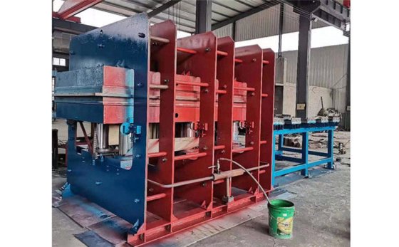 手动推拉框架橡胶硫化机