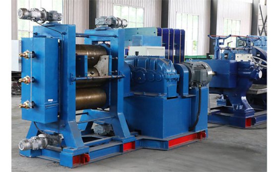 12寸三辊橡胶片材压延机