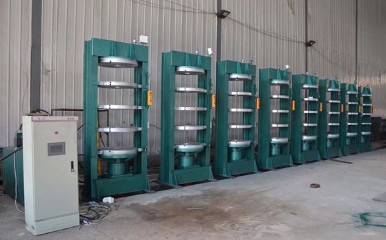 多层液压轮胎硫化机