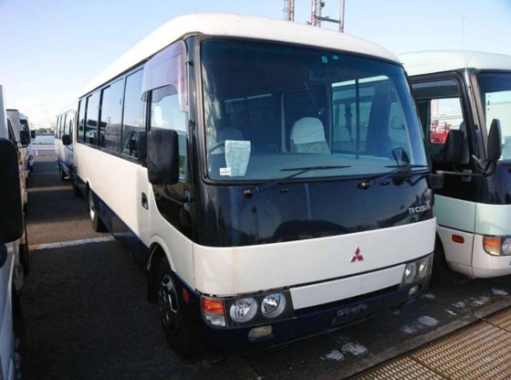 2004 Mitsubishi Rosa