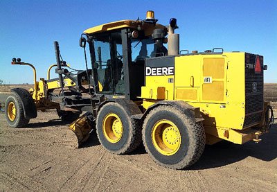 2007 JOHN DEERE 772D in