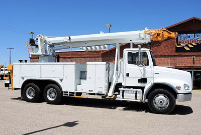 2000 FREIGHTLINER FL112 in Casper,