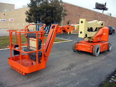 2005 JLG E400AJPN in United