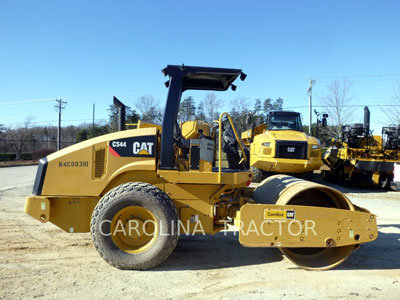 2012 CATERPILLAR CS44 in Greensboro,