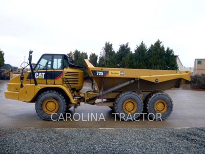 2013 CATERPILLAR 725 in Greensboro,