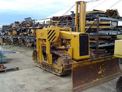 1984 JOHN DEERE 450E in