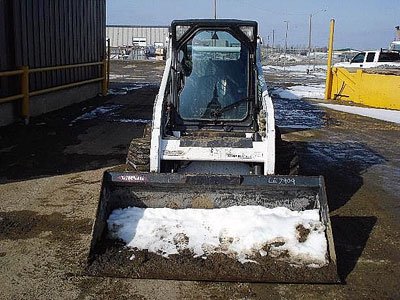 2004 BOBCAT S185 in Alberta,
