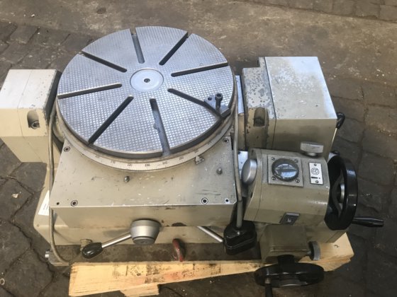 さまざまな用途に対応する回転テーブル 315mmおよび500mm回転テーブル