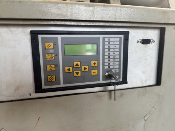 2005 Tecna 6125 点焊机，包括冷却装置