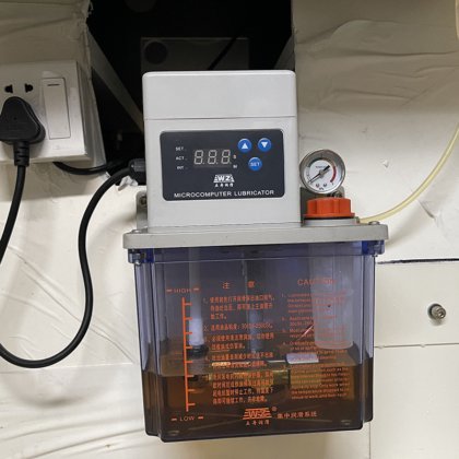 Zolytech Wholesale 自动化床垫边框机 拼接床垫面料