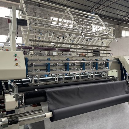 ゾリーテック マットレスと毛布用キルティング機、多針キルティング機、マットレス製造機