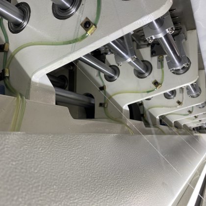 Zolytech 自动化工业拼布机 计算机化系统 80mm 厚度床垫边缝机