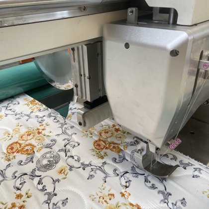 Zolytech 电脑化非梭工作床垫包边机，适用于床垫80mm缝厚，ZLT-HM 高速