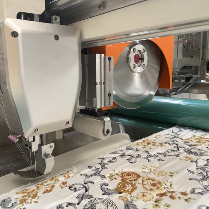 Zolytech 电脑化非梭工作床垫包边机，适用于床垫80mm缝厚，ZLT-HM 高速