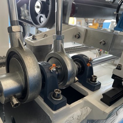 ゾリーテック 高速キルティング機 マットレス製造用 コンピューター