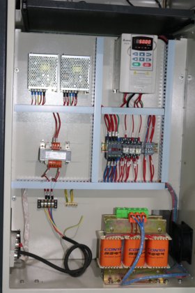 Zolytech 4.5KW 电脑化拼花系统 锁眼缝