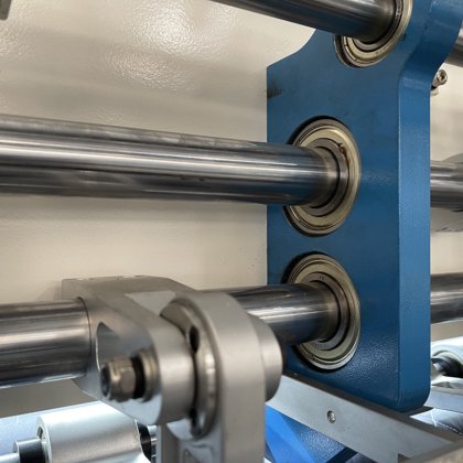 ゾリーテック 高品質産業用ファブリックキルティング機 金額