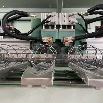 ゾリーテック コンピュータ化マットレススプリング機械 マットレス生産ライン用 150枚/分