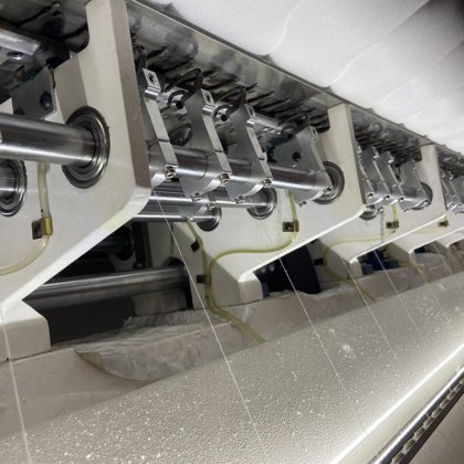 ゾリテック 金属機械式チェーンステッチ多針縫い機械 マットレス用 25.4mm針間 WV12