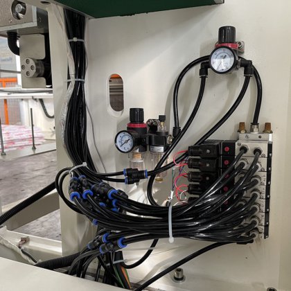 Zolytech ZLT-HM 自动挡垫折边机