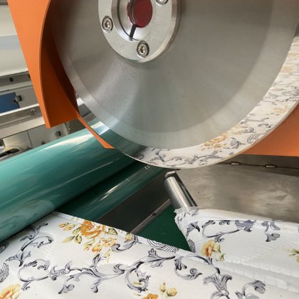 Zolytech 折边站垫垫折边单元机床垫压边系统