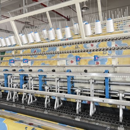 Zolytech コンフォーター製造機 コンピュータ制御キルティングブランケットキルティング機械