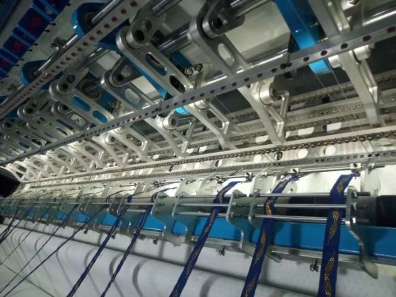 Zolytech 自动多针拼布机,带松下伺服系统 4800kg