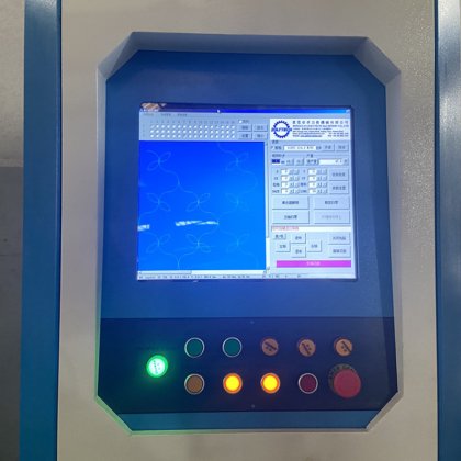 ゾリーテック 6 6 2m 自動産業用キルティング機