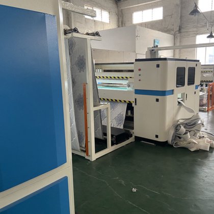 ゾリーテック マットレスハンマー ZLT-HM 自動ヘミングステーション マットレス生産用