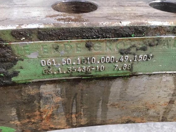 Krupp KMK 5100 slew ring