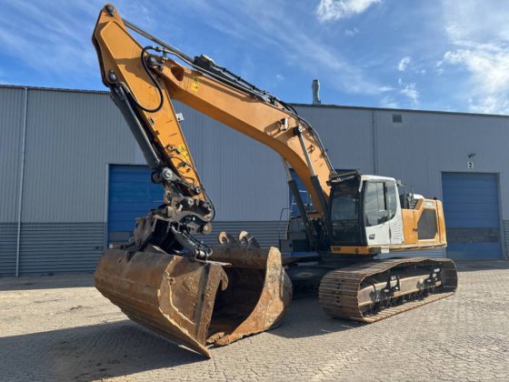 2020 Liebherr R945
